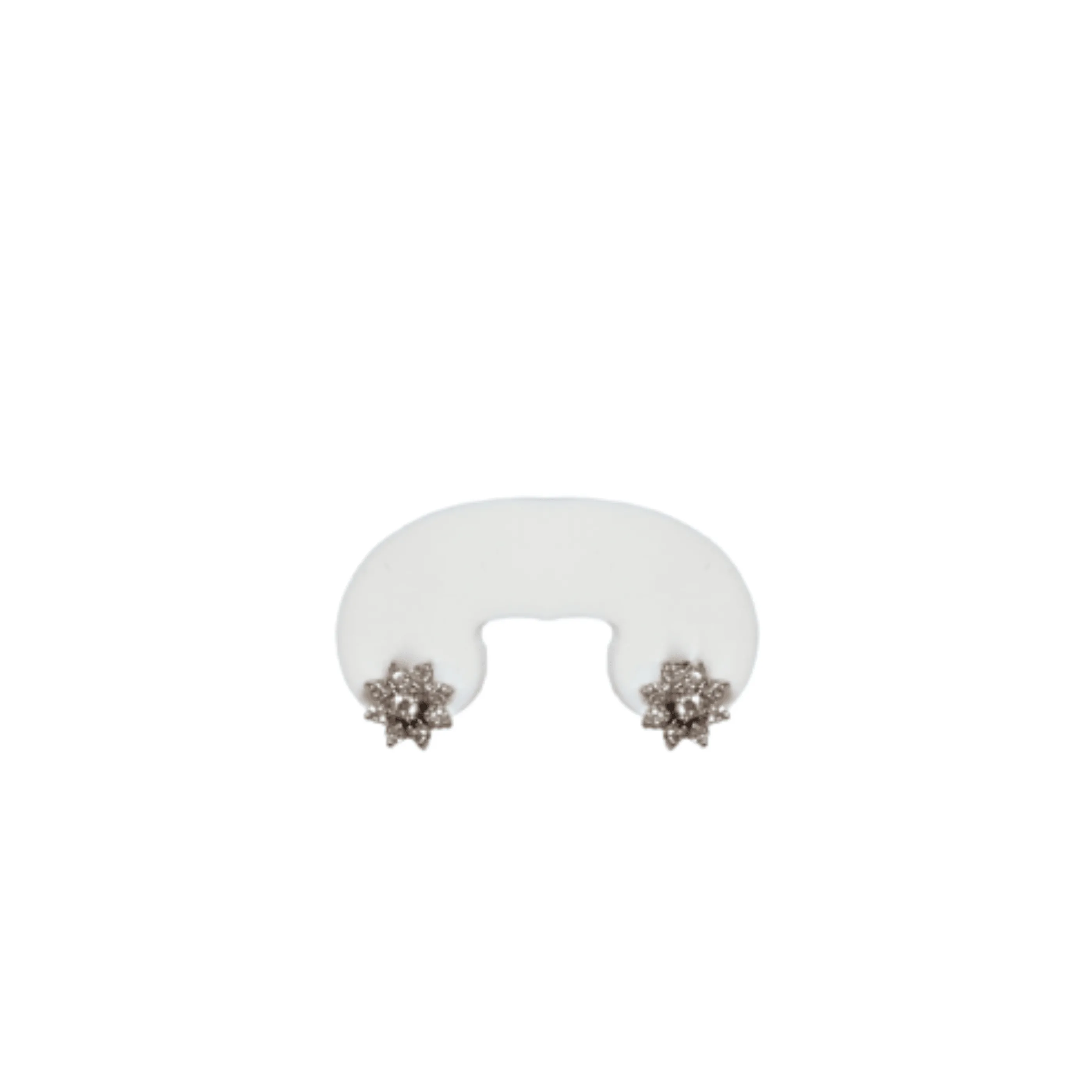 18kt White Gold Cluster Diamond Earrings