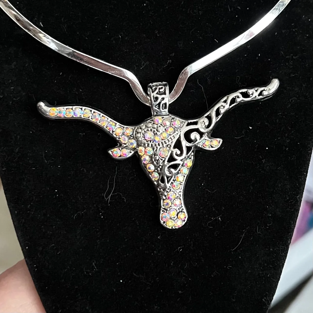 Silver Plated Longhorn Pendant with Magnetic Closure