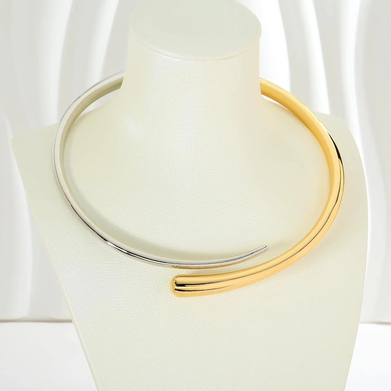 WOWORAMA Chunky Choker Collar Necklace for Women Gold Silver Teardrop Choker Necklace Spring Open Cuff Necklace Metal Statement Necklace